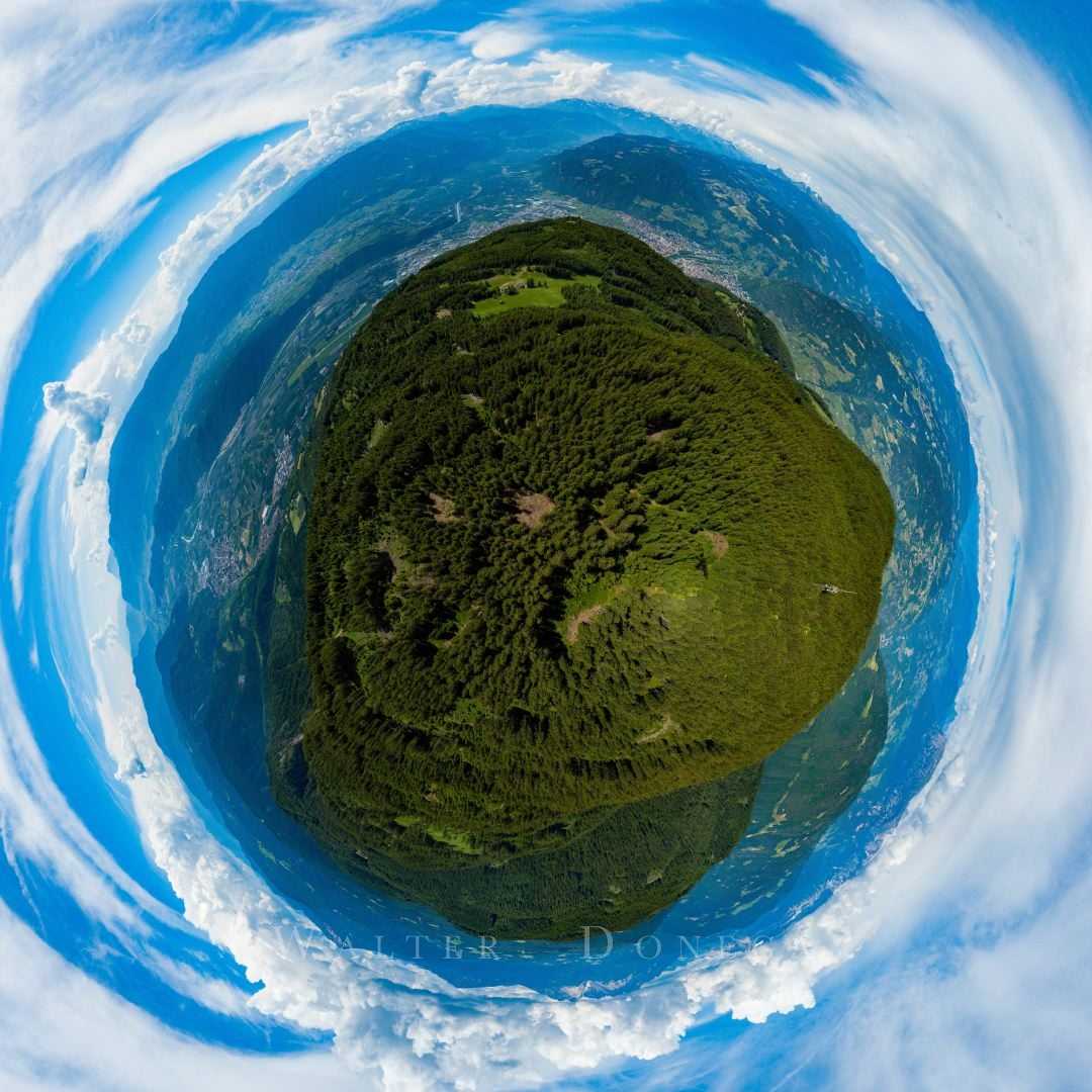 Colle-little-planet