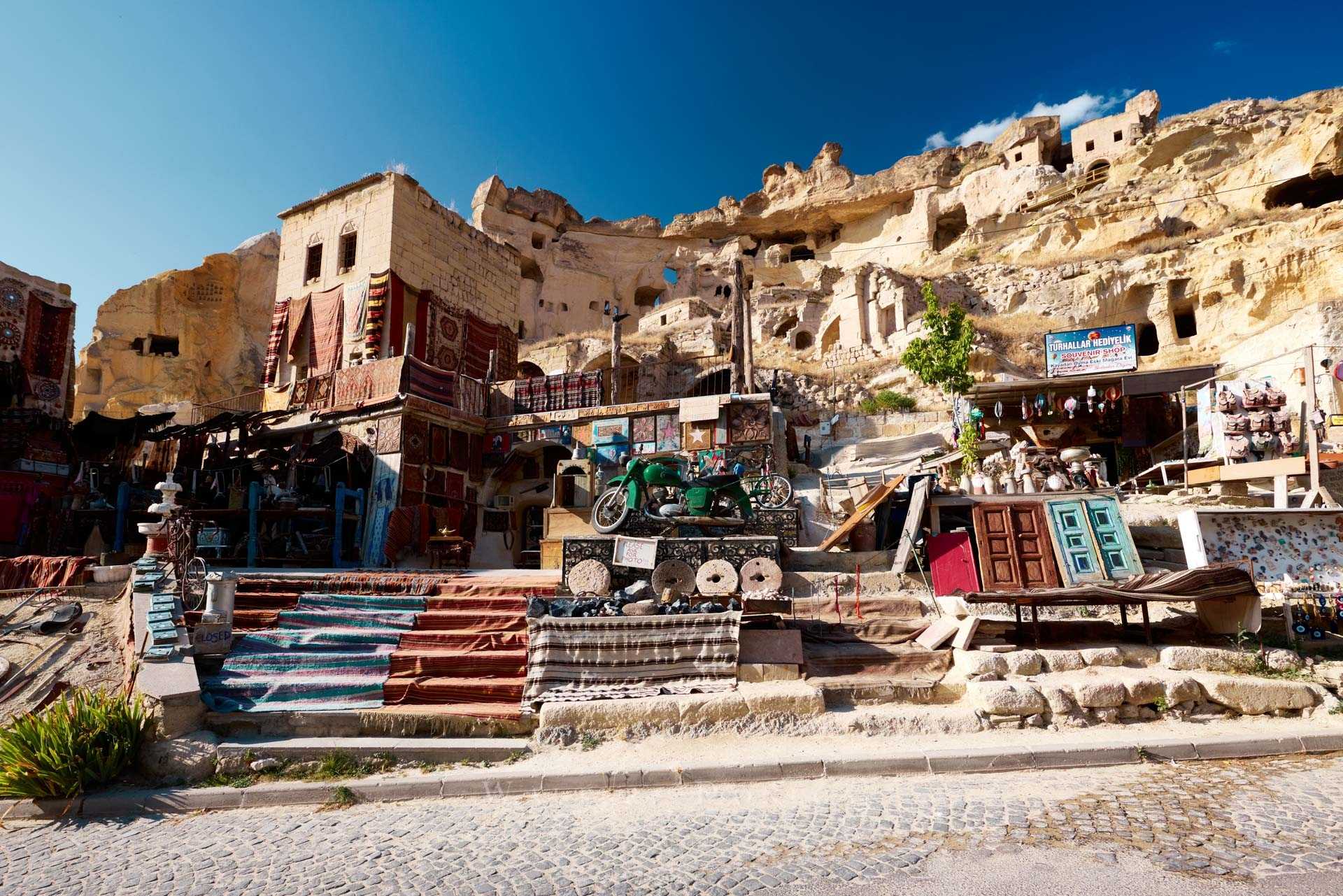 Turhallar Hediyelik Souvenir Shop, Çavuşin, Nevşehir, Cappadocia