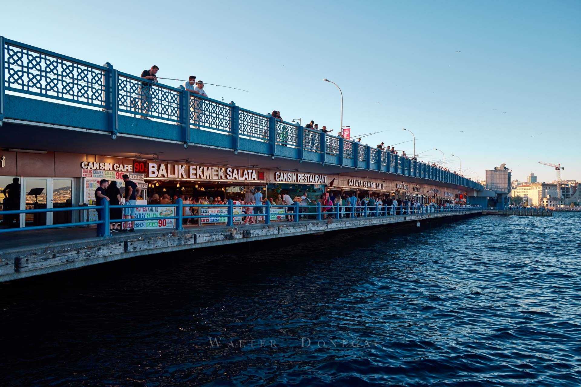 Crociera lungo il Corno d\'Oro - Galata Köprüsü (Ponte di Galata), Istanbul